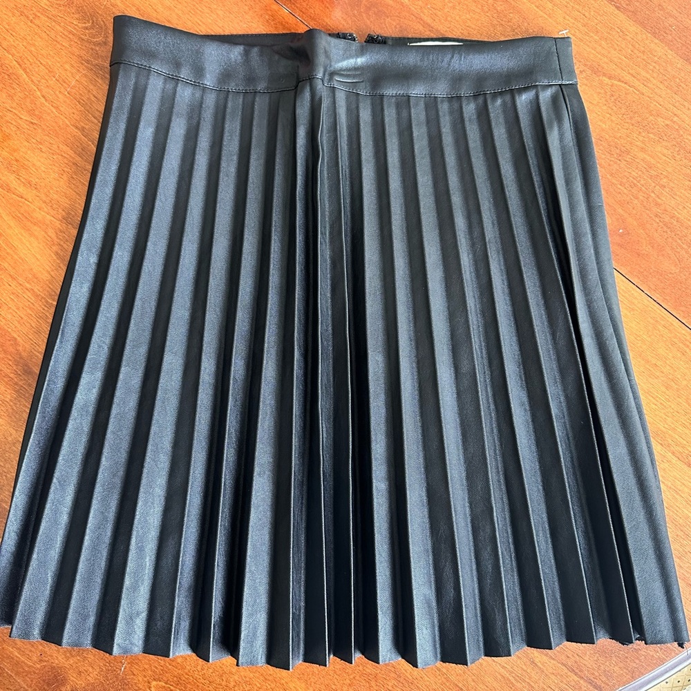 Pleated leather skirt